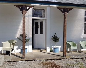 Upper Buckton B&B - Craven Arms - Patio