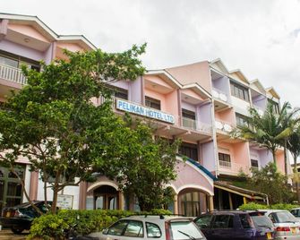 펠리칸 호텔 - 음바라라 - 건물