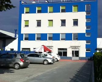 Pokoje i Bistro Mielec - Mielec