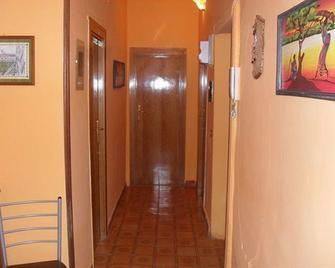 Soggiorno Elia - Naples - Hallway