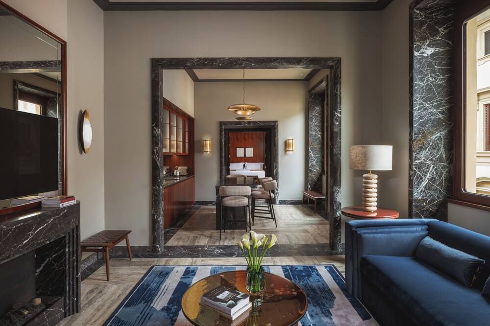 بالاتزو أوتافياني لاكشري أبارتمنتس