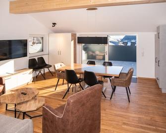 Appartementhaus Aurum - Summercard Included - Zell am See - Dining room