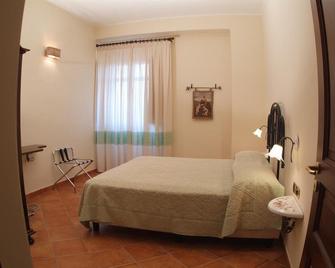 Agriturismo La Casa di Botro - Botricello - Camera da letto