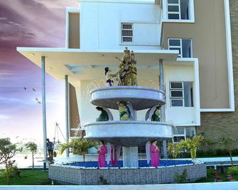 Hotel Queens Inn Velankanni - Velankanni - Building