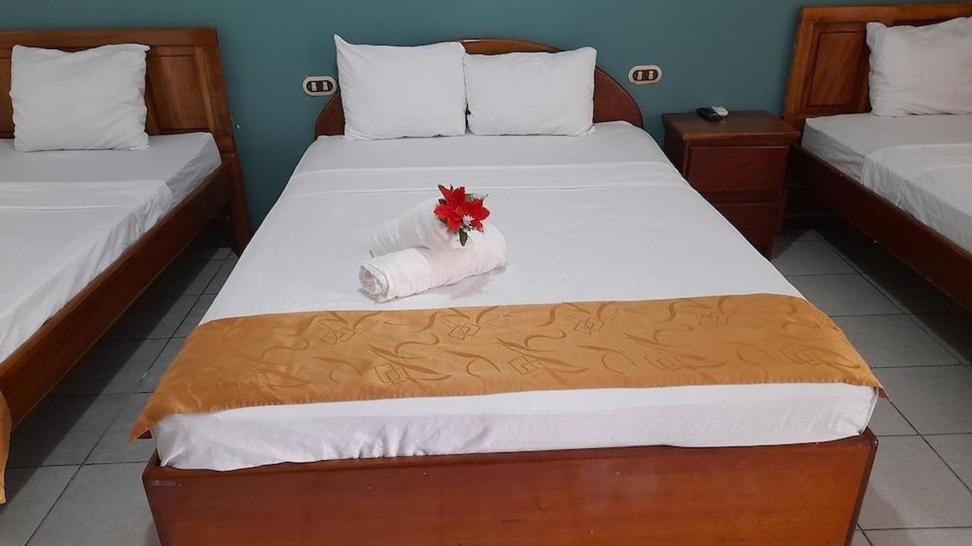 Arenal Container Hostel