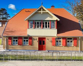 Cozy Five - Zingst - Building
