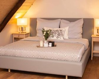 Hotel Landhaus Plus Lüneburg - Люнебург - Спальня