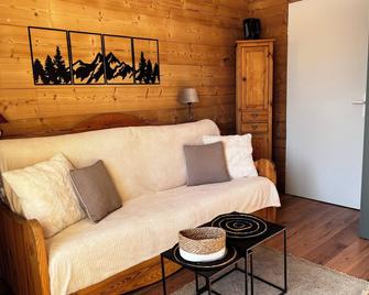 Cocoon 4/6 pers at the foot of the slopes in a 4-star residence - Huez - Sala de estar