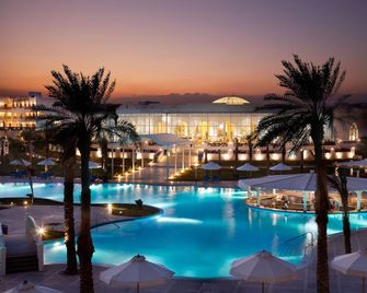 Hilton Marsa Alam Nubian Resort - มาร์ซ่า อลาม - สระว่ายน้ำ