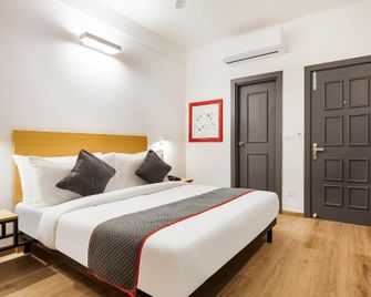 Townhouse Lords Regency - Indore - Slaapkamer