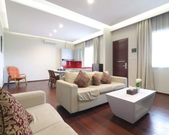 Pejaten Valley Residence - Yakarta - Sala de estar