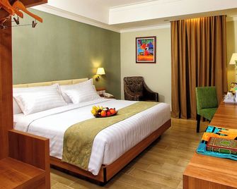 Horison Aziza Solo - Surakarta - Slaapkamer