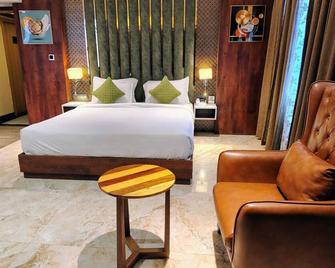 Luxus Inn Dhanbad - Dhanbād - Bedroom