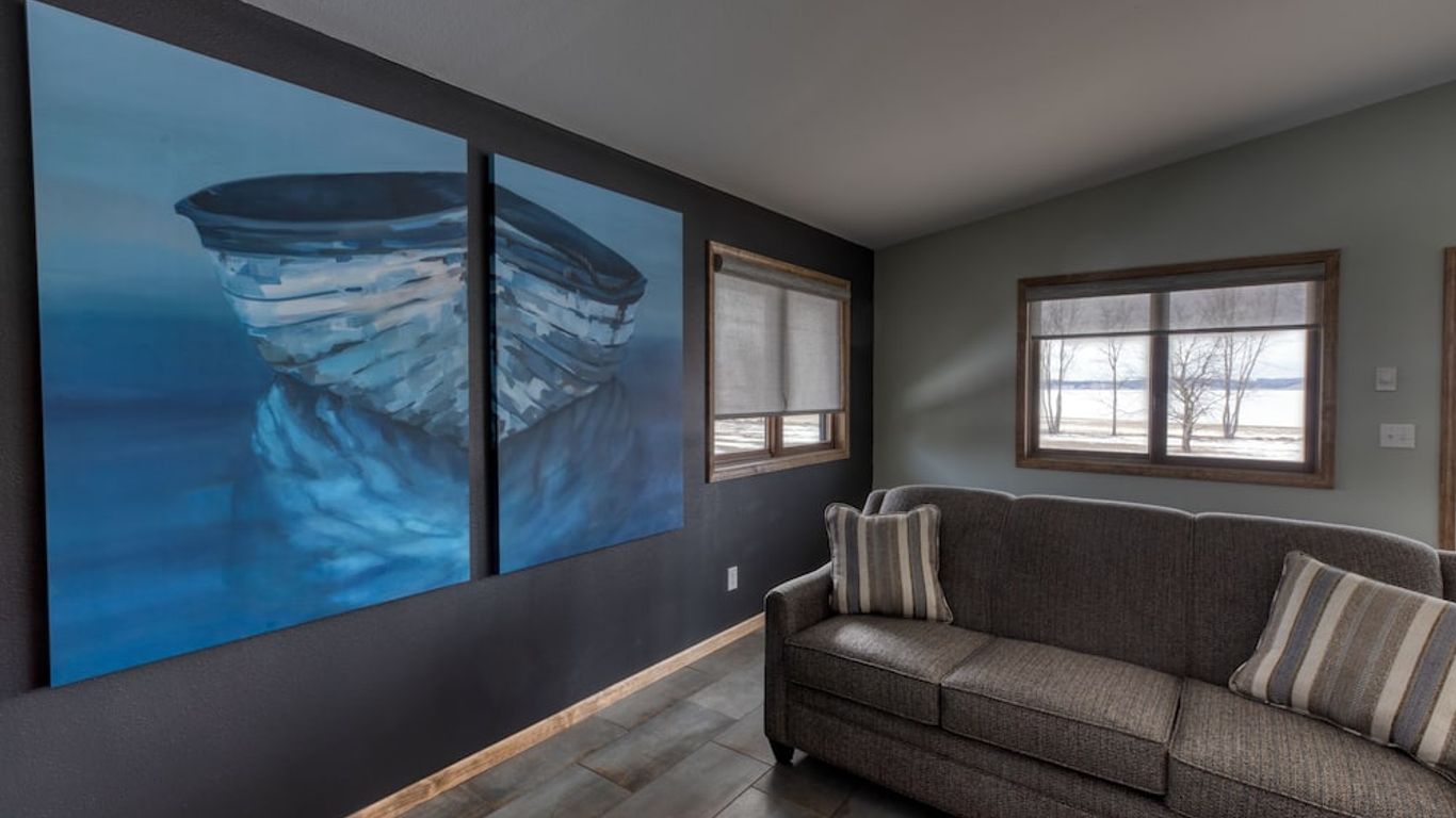 Lewis & Clark Resort