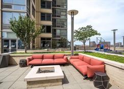 Luxury 1br | Heart Of Jersey City | Upscale Amenities | By Gls - Jersey City - Serambi