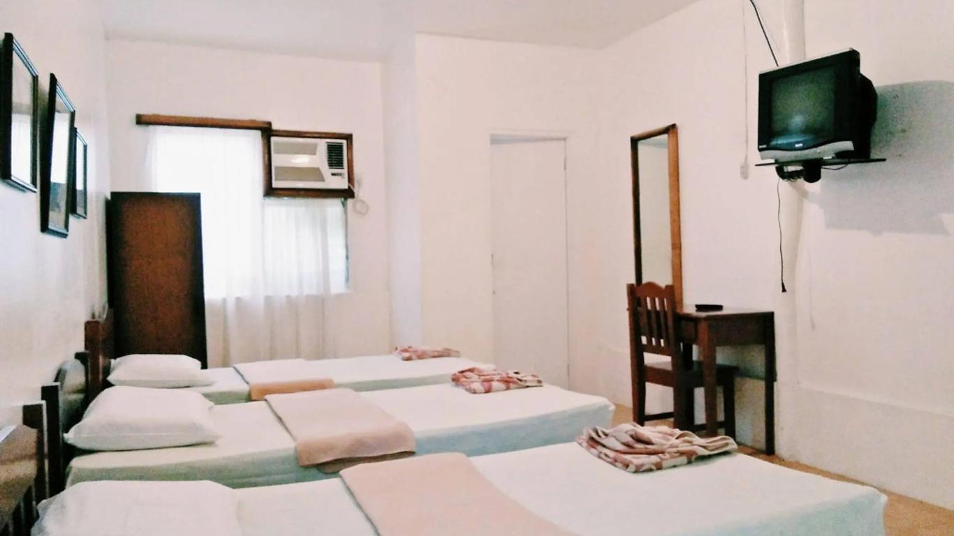Coron Village Lodge