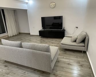 Zamalek Two-Bedroom Apartement Nile View - El Cairo - Sala de estar