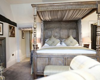 The Red Lion Hotel - Uxbridge - Schlafzimmer