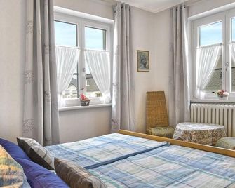 Double room with satellite TV - Pension Haus am Walde - 브로덴바흐 - 침실