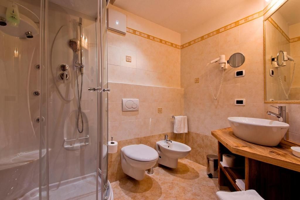 Alpenhotel Panorama - קאמפיטלו די פאסה - חדר רחצה