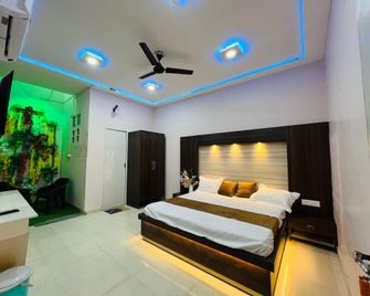 Hotel Green Garden Near Railway Station Ludhiana - Ludhiana - Slaapkamer