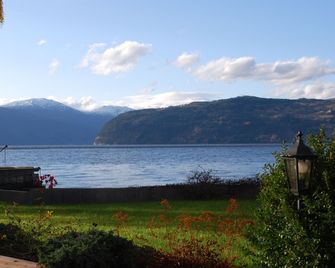 Innvik Fjordhotel - Misjonheimen - Innvik