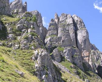 sunny holiday apartment 3 star Savines close Ecrins0 - Savines-le-Lac - Bâtiment