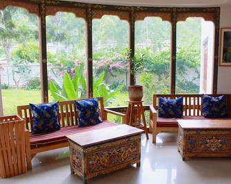 Damchen Resort - Punākha - Living room