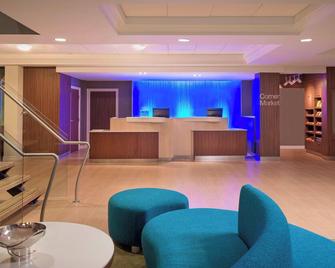 Fairfield Inn & Suites by Marriott Ottawa Kanata - Ottawa - Lễ tân