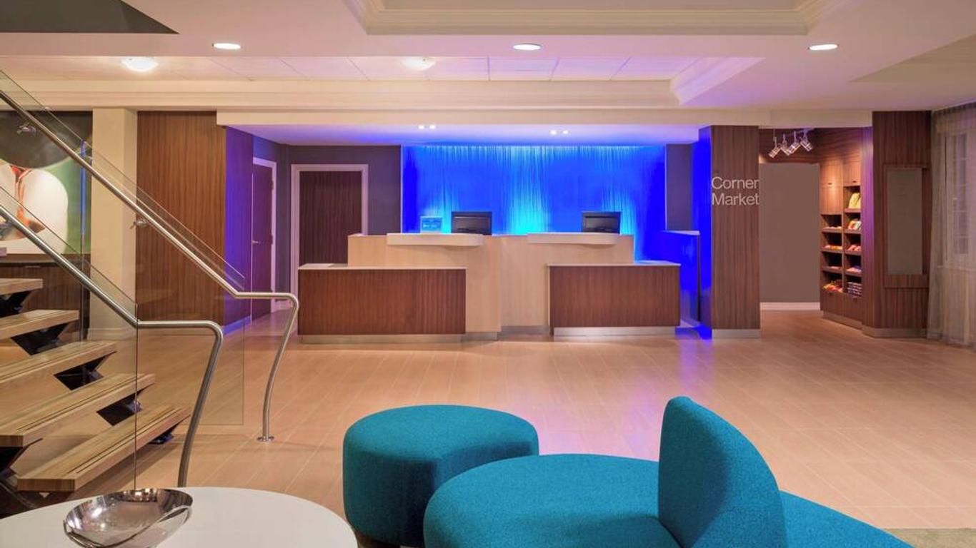 Fairfield Inn & Suites by Marriott Ottawa Kanata