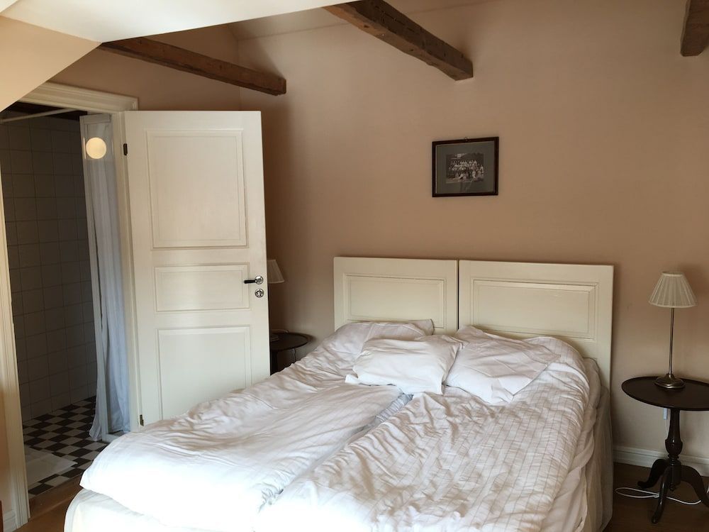 فارمورس ليكا