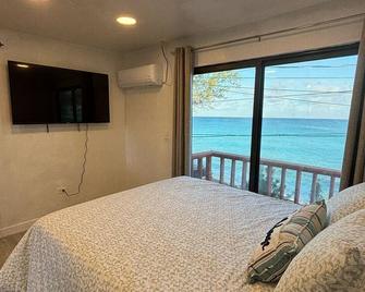 Cozy Beachfront Studio in Bimini, Bahamas – Your Perfect Island Escape! - Alice Town - Schlafzimmer