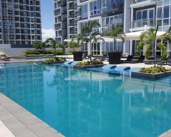 One Pacific Residences - Lapu-Lapu City - Piscina