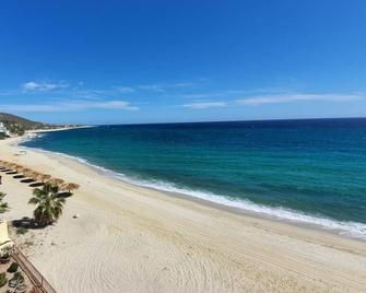Lovely beachfront Condo short distance from Los Barriles - Buenavista - Beach