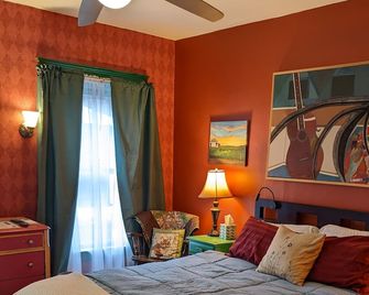 The One Cat B&B - Brattleboro - Bedroom