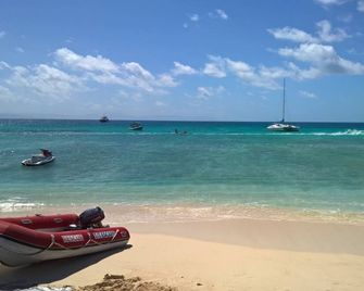 Dreamcatcher Apartments - Port Douglas - Pantai