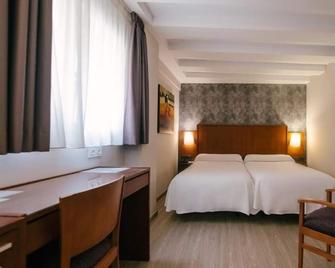 Torreluz Centro - אלמריה - חדר שינה