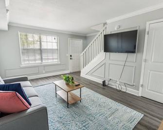 Brentwood D6 I Cozy & Comfy I 2bd I Free Parking - Nashville - Salon