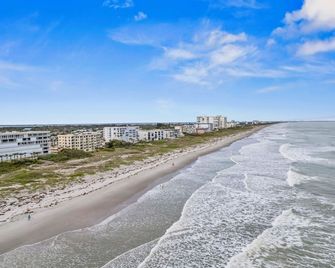172 Woodland Ave - Cocoa Beach - Beach
