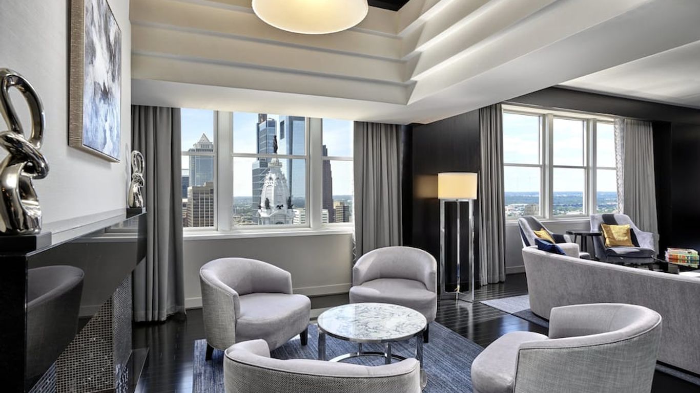 Loews Philadelphia Hotel