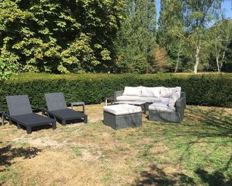 La sfilata - Menestreau-en-Villette - Patio