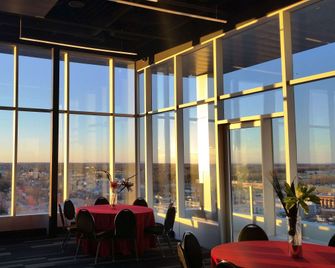 Grand Times Hotel Drummondville - Drummondville - Restaurant