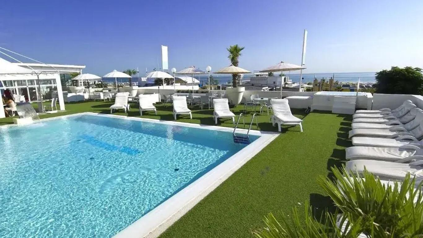 Hotel Mediterraneo