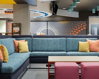 Tru By Hilton Miramar - Miramar - Lounge