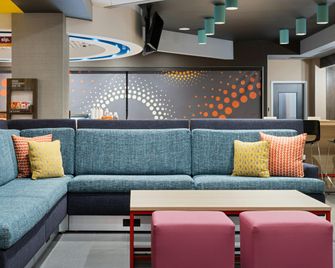 Tru By Hilton Miramar - Miramar - Lounge