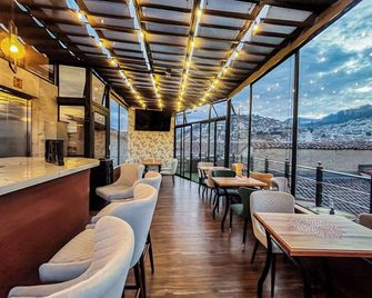 Hotel & Rooftop King Experience by David - Quito - Restaurant