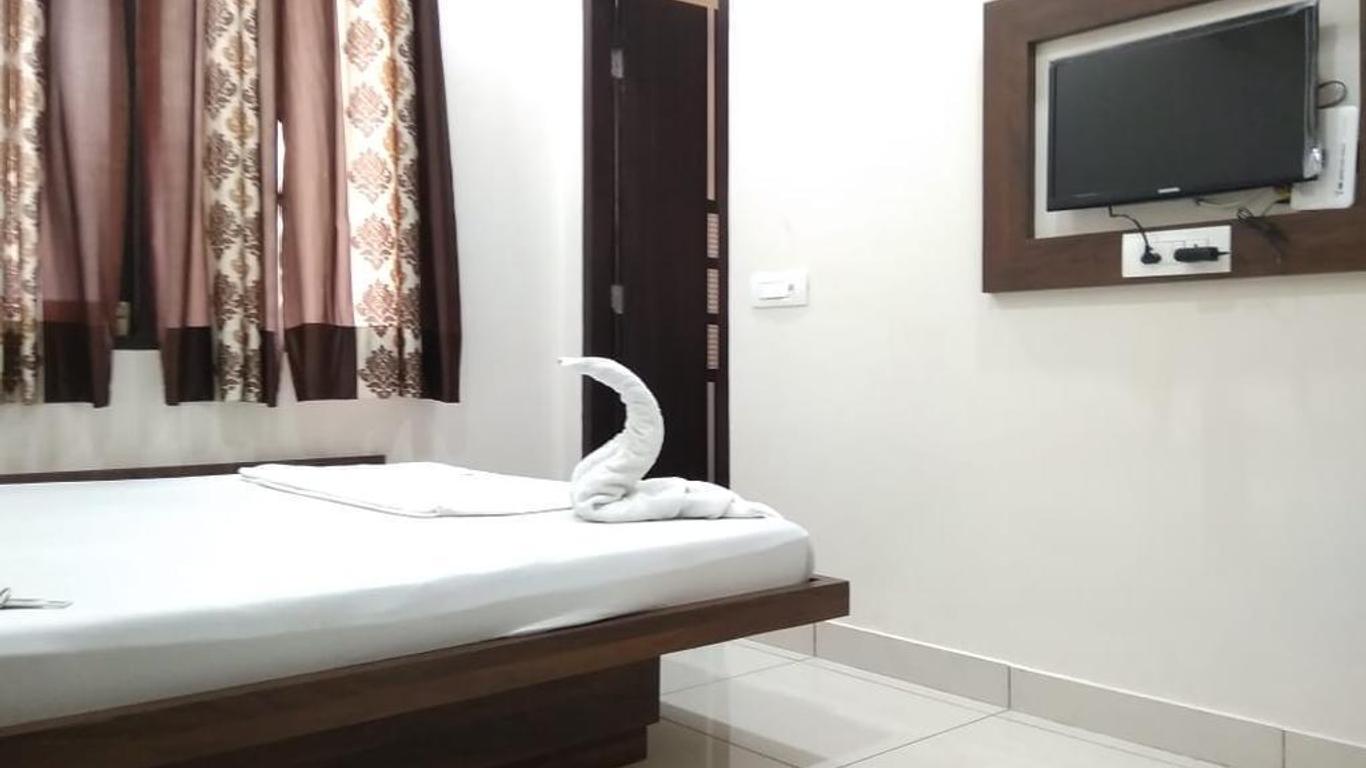 Hotel Madho