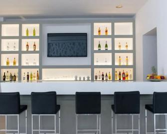Bianco Hotel - Lakki - Bar