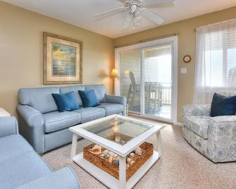 Oak Island Beach Villa 308 Sandy Groves - Caswell Beach - Living room