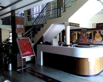 Hotel Tanya Palace - Datia - Recepción